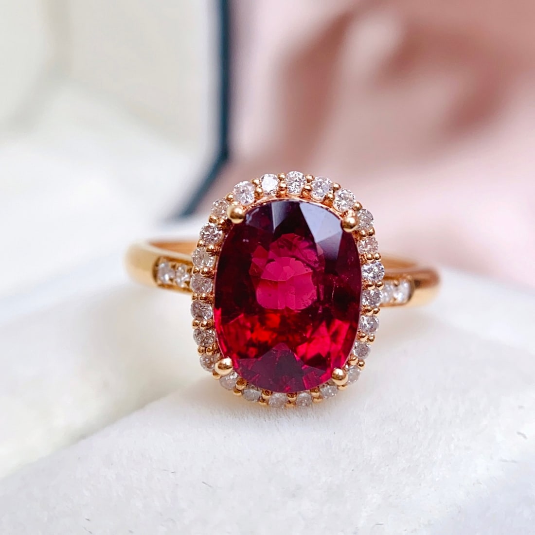 14k Gold 3.25 Ct Natural Tourmaline & Diamond Ring: Ref:231138436 // gold content:14k gold // ring size:7. 25us // // main gemstone:tourmaline // shape:oval // carat weight:3. 25ct // color:red // treatment:natural // // adjacent gemstone 2 :