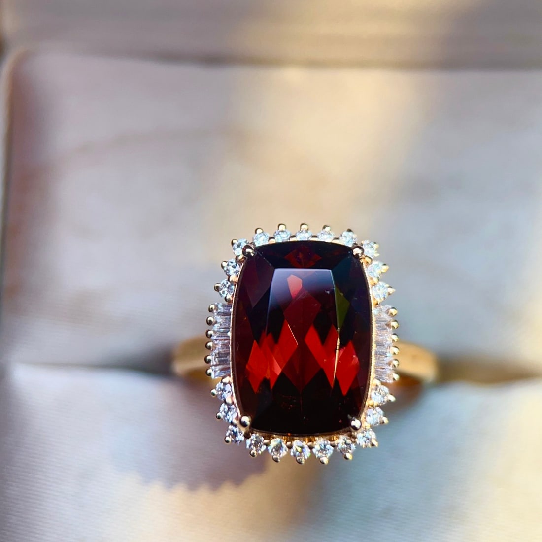 14k Gold 5.55 Ct Natural Tourmaline & Diamond Ring - 2