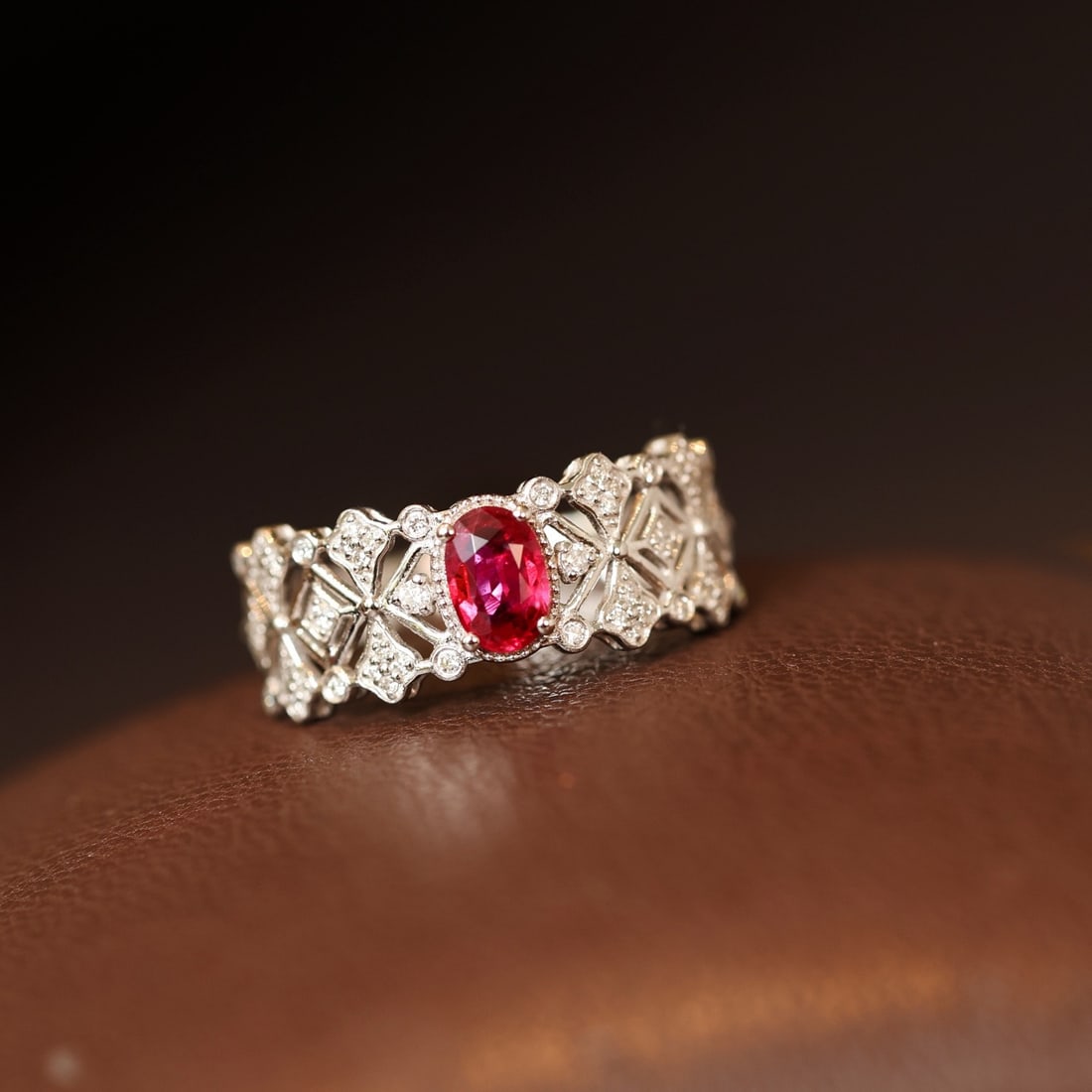 14k Gold 0.72 Ctw Natural Ruby & Diamond Ring - 4