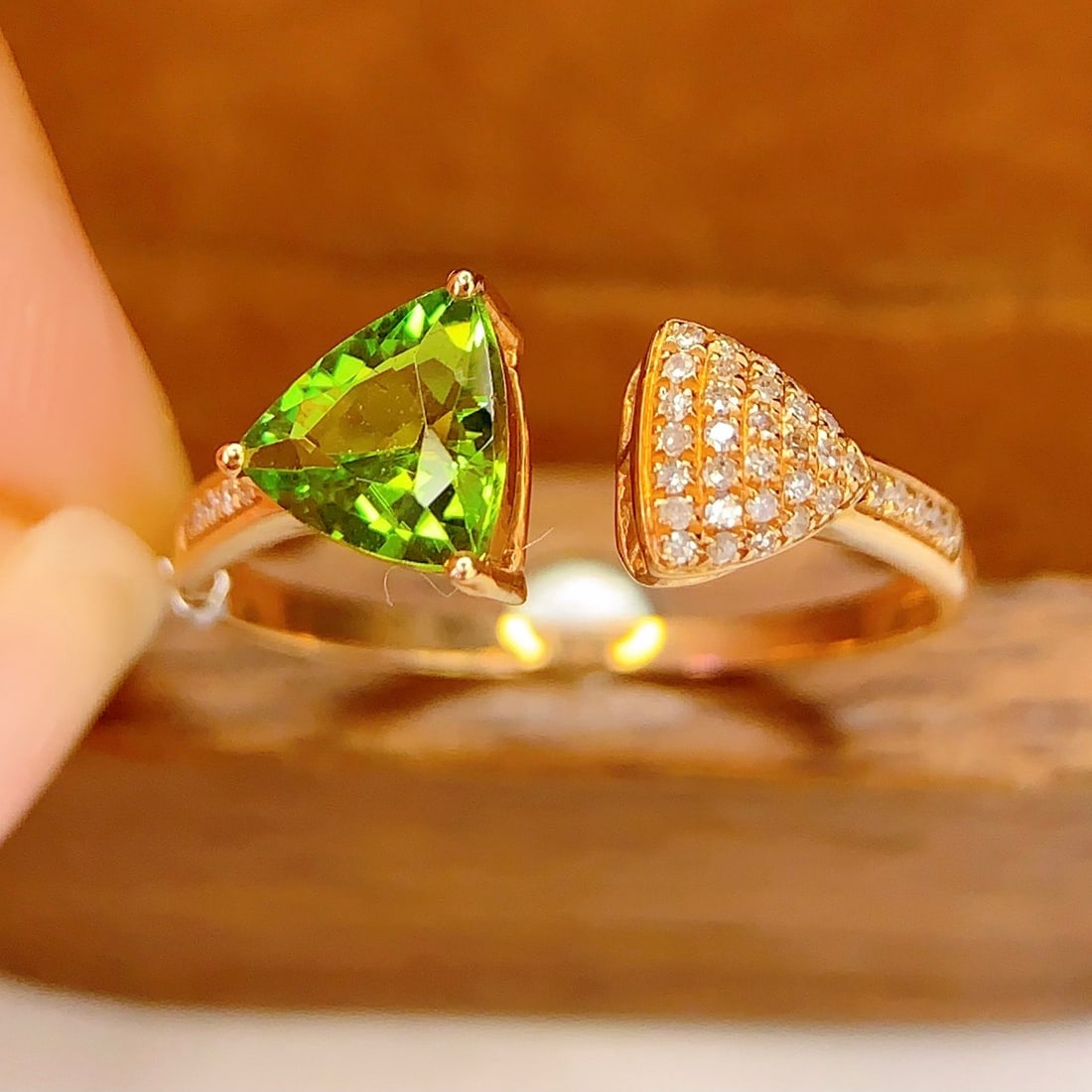 14k Gold 0.62 Ct Natural Tourmaline & Diamond Ring - 3