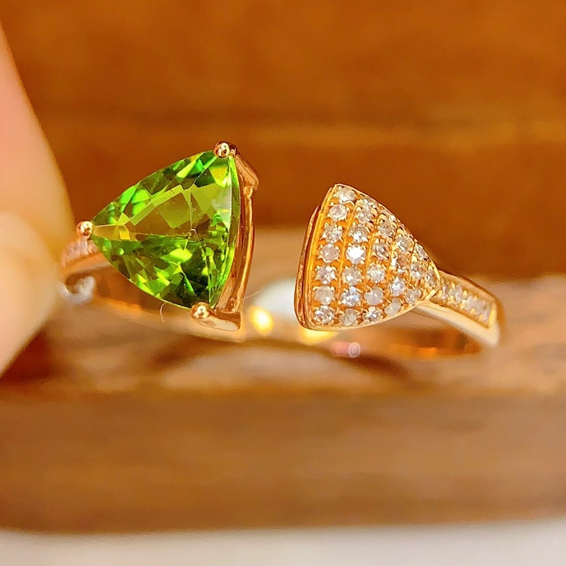 14k Gold 0.62 Ct Natural Tourmaline & Diamond Ring - 5