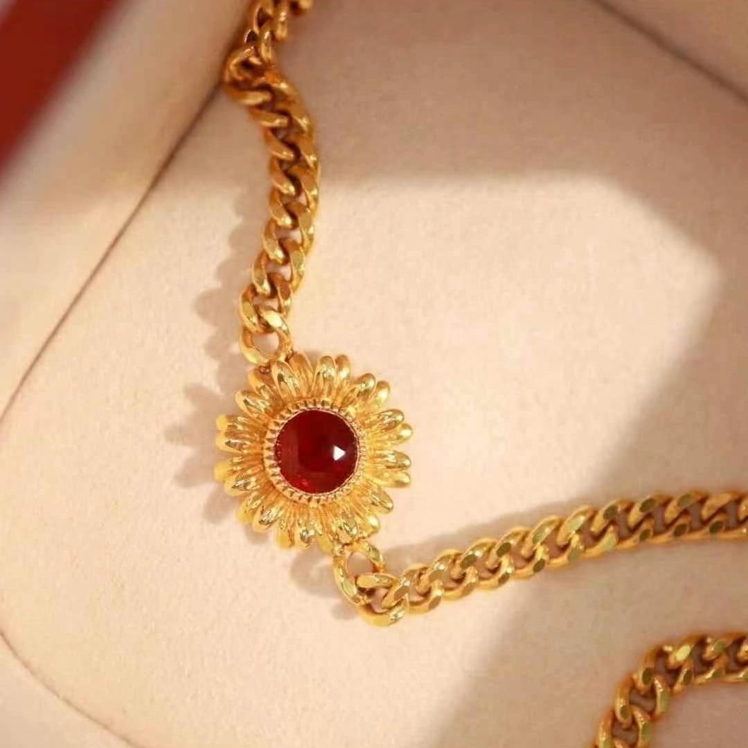 14k Gold 0.64 Ct Natural Ruby & Flowers Bracelet - 7