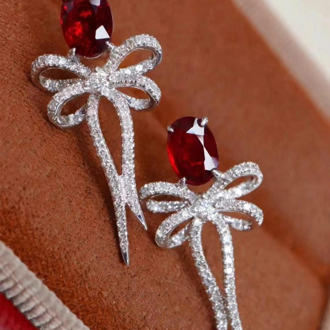 14k Gold 1.59 Ctw Natural Ruby & Diamond Earrings: Ref:230949135 // gold content:14k gold // main gemstone:ruby // shape:oval // carat weight:1. 2ct // color:pigeonblood red // treatment:natural // // adjacent gemstone 2 : diamond // shape:round // ca