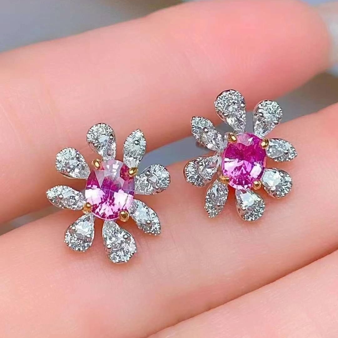 14k Gold 1.58 Ct Natural Padparadscha Sapphire & Diamond Earrings: Ref:230949214 // gold content:14k gold // main gemstone:padparadscha sapphire // shape:oval // carat weight:1. 58ct // color:orangish pink // treatment:natural // // adjacent gemstone 2 : diamond // s