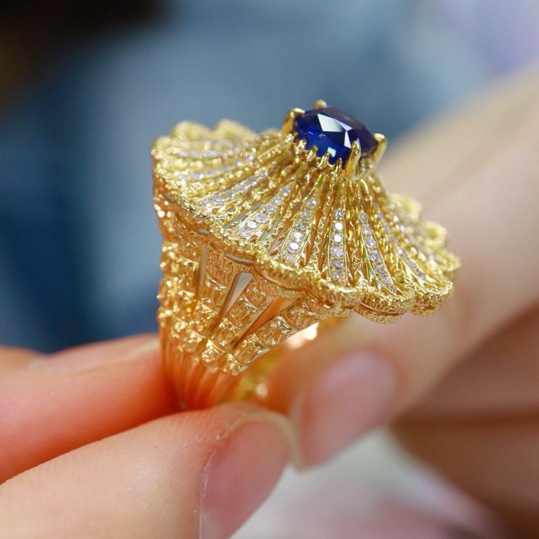 14k Gold 1.8 Ctw Natural Sapphire & Diamond Ring - 4