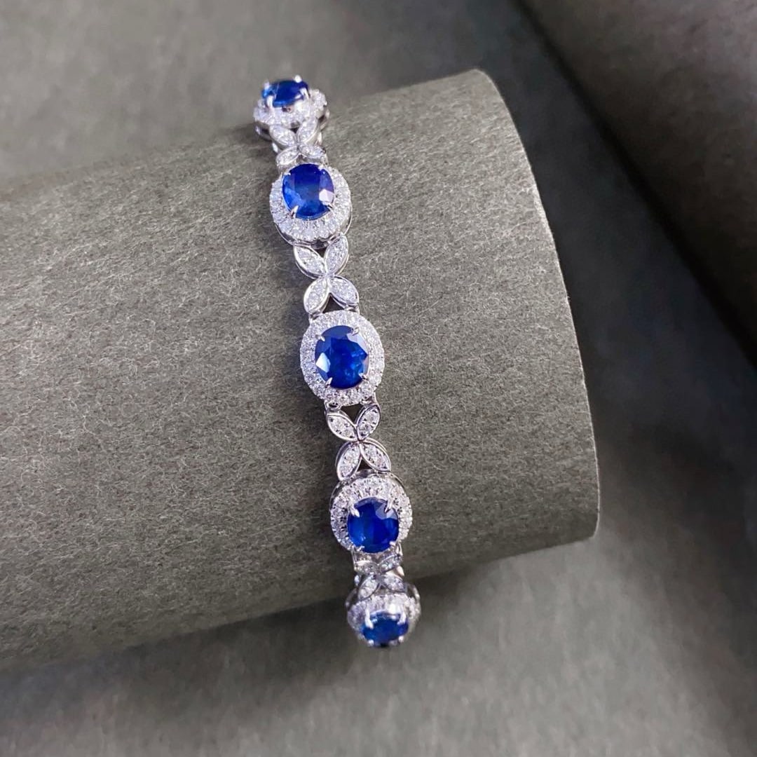 14k Gold 9.83 Ctw Vivid Blue Natural Sapphire & Diamond Bracelet - 3