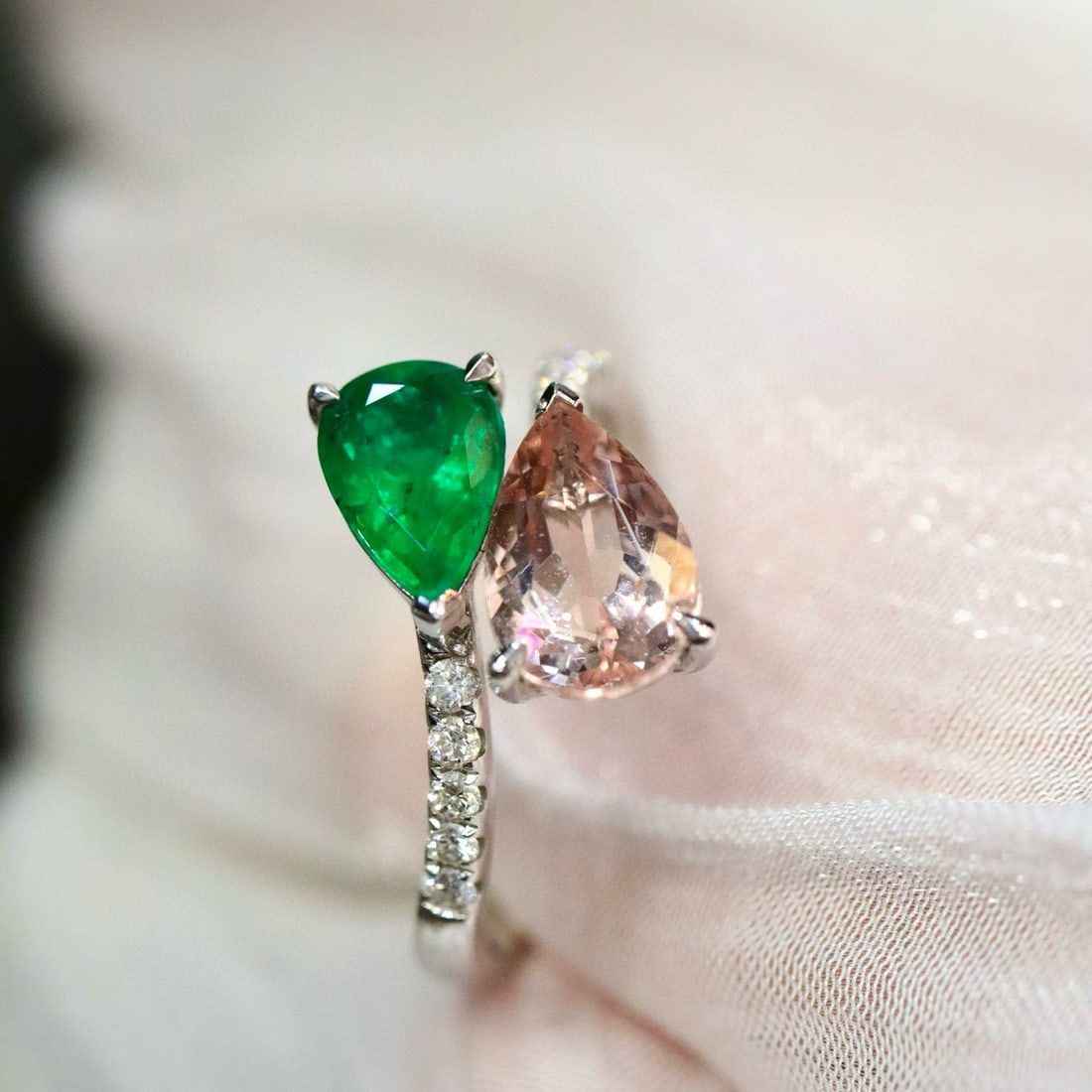 14k Gold 2.08 Ctw Natural Morganite & Emerald & Toi Et Moi Ring - 2