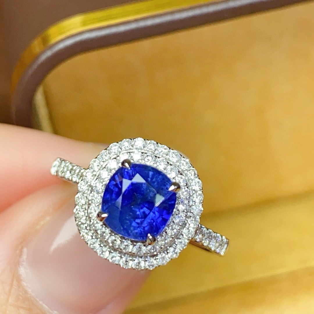 14k Gold 2.14 Ctw Natural Sapphire & Diamond Ring: Ref:230950296 // gold content:14k gold // ring size:7. 25us // // main gemstone:sapphire // shape:cushion // carat weight:1. 69ct // color:royal blue // treatment:natural // // adjacent gemstone 2 : d
