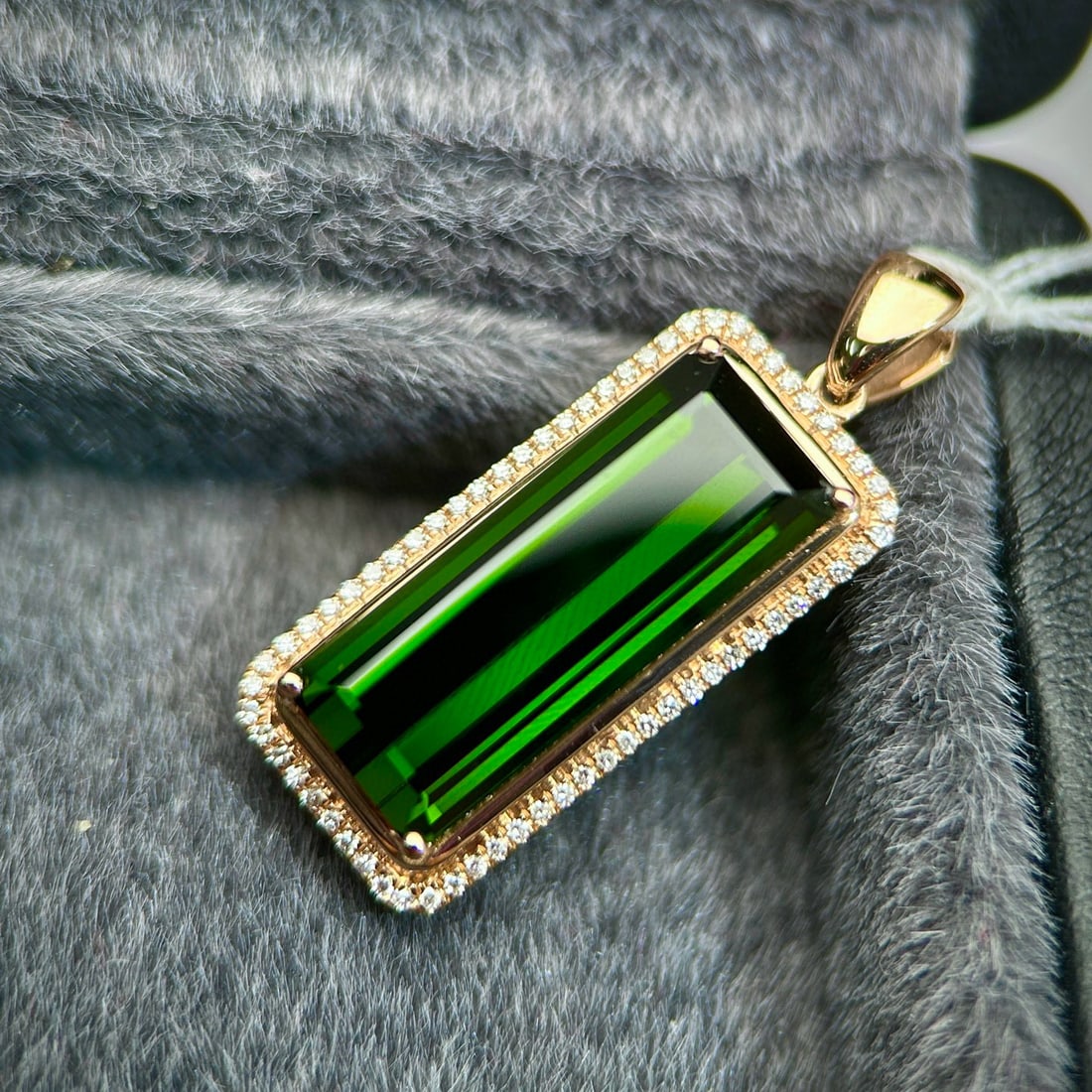 14k Gold 7.9 Ctw Natural Tourmaline & Diamond Pendant( Without Chain ) - 3