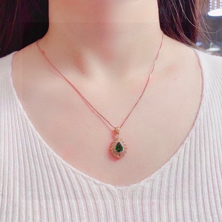 14k Gold 1.35 Ct Vivid Green Natural Tsavorite & Diamond Pendant( Without Chain ) - 7