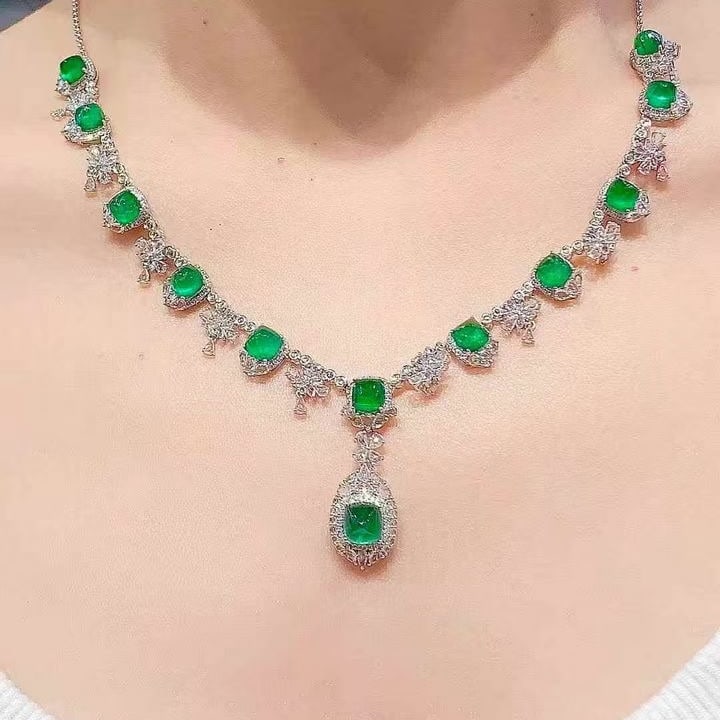 14k Gold 12 Ct Natural Emerald & Diamond & Sapphire Necklace - 4