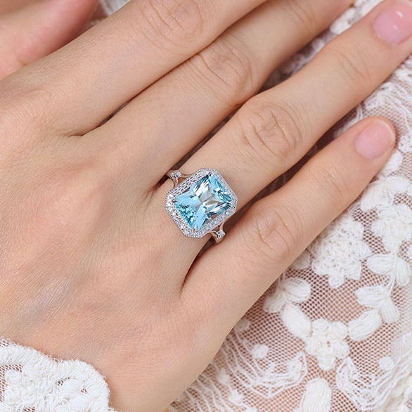 14k Gold 3.92 Ct Natural Aquamarine & Diamond Ring - 8