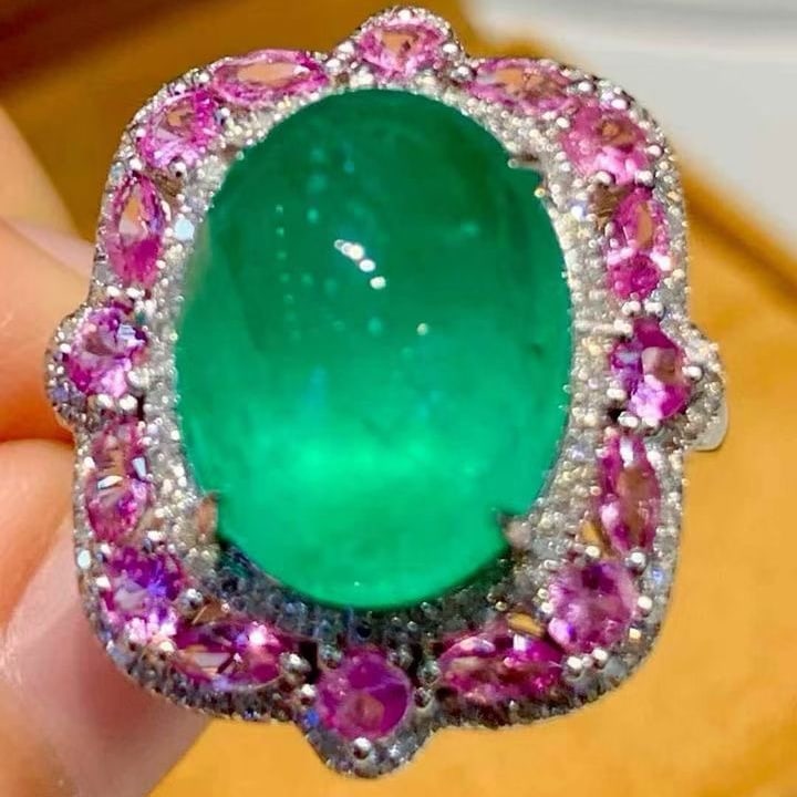 14k Gold 7.88 Ct Natural Emerald & Diamond Ring - 3