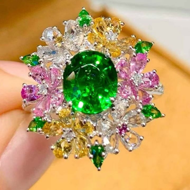14k Gold 2.01 Ct Natural Tsavorite & Diamond Ring - 5