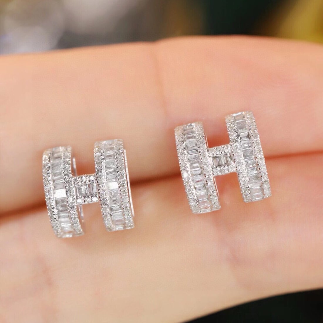 14k Gold 0.5 Ct Natural H Diamond Earrings - 2