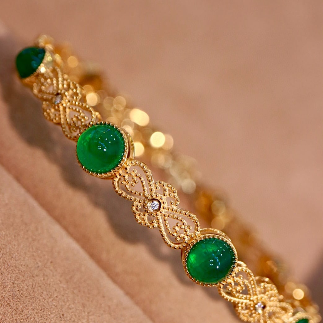 14k Gold 8.24 Ctw Natural Emerald & Diamond Bangle - 2