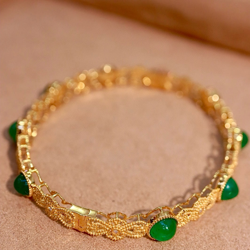14k Gold 8.24 Ctw Natural Emerald & Diamond Bangle - 3