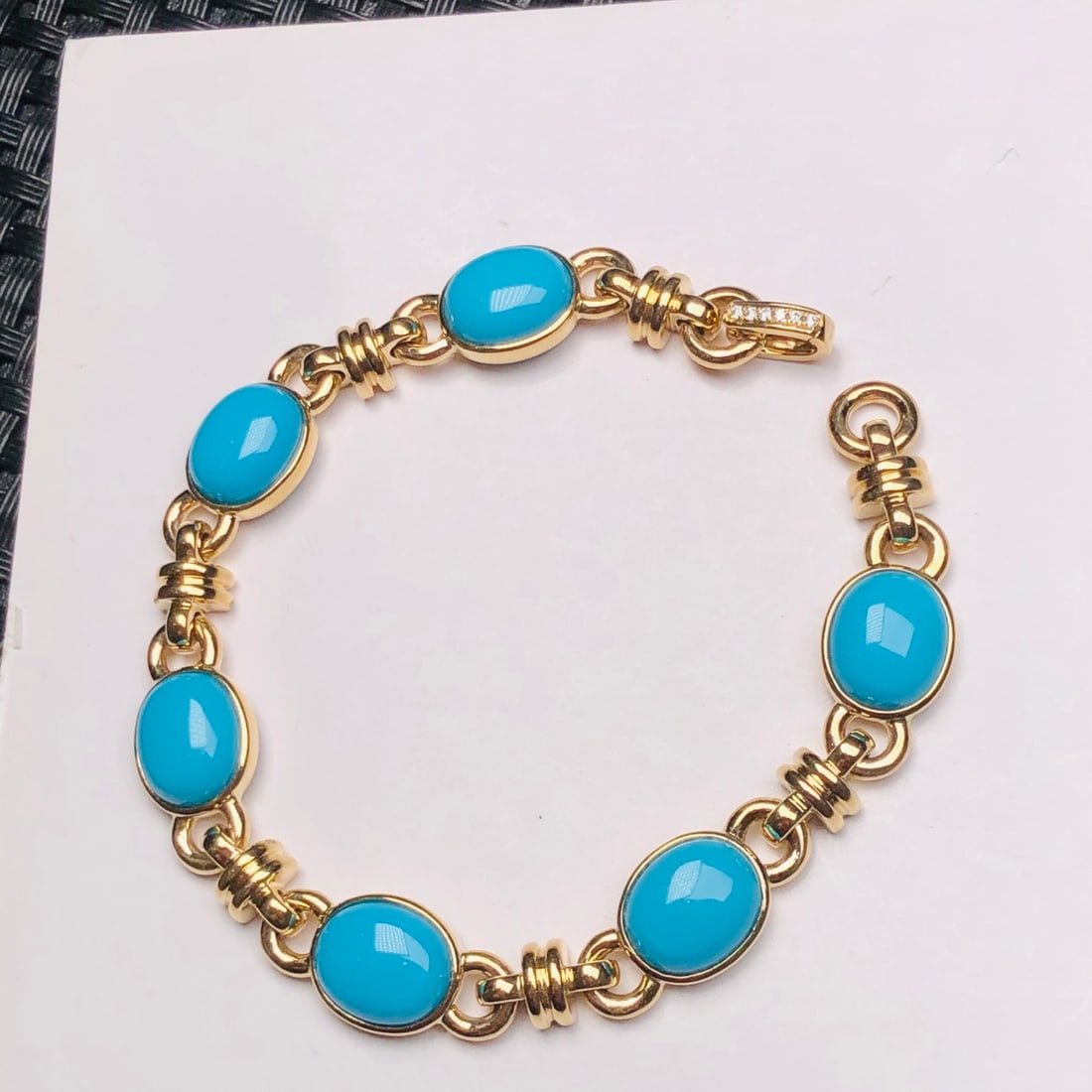 14k Gold 15.75 Ct Natural Blue Turquoise & Diamond Bracelet - 4