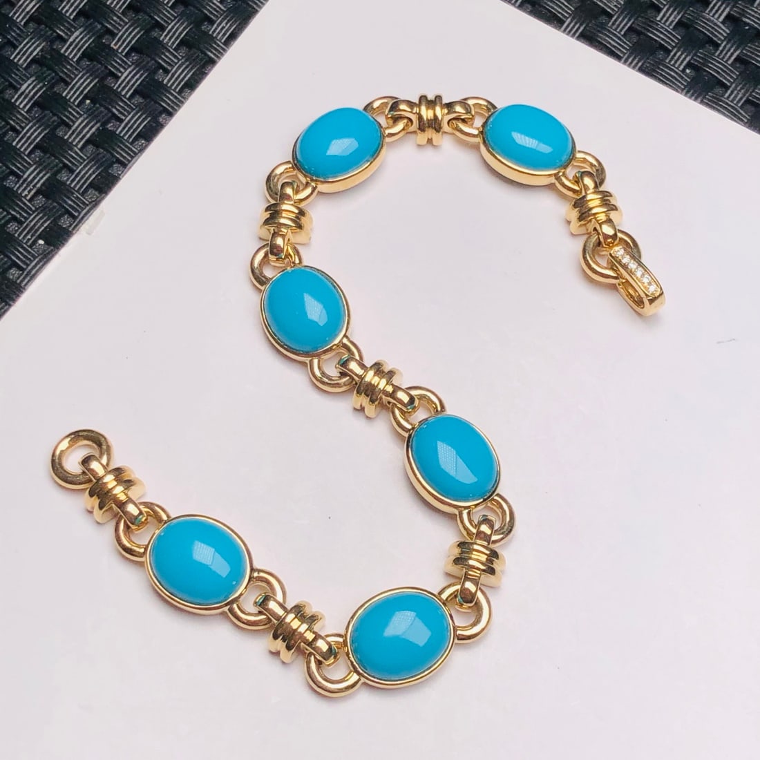 14k Gold 15.75 Ct Natural Blue Turquoise & Diamond Bracelet - 7