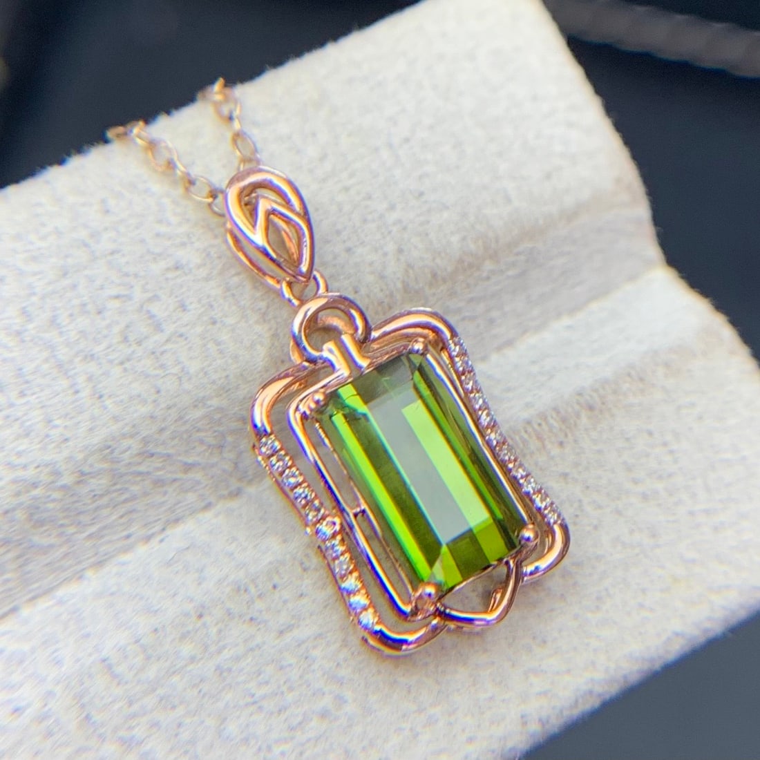 14k Gold 2.6 Ct Natural Tourmaline & Diamond Pendant( Without Chain ) - 3