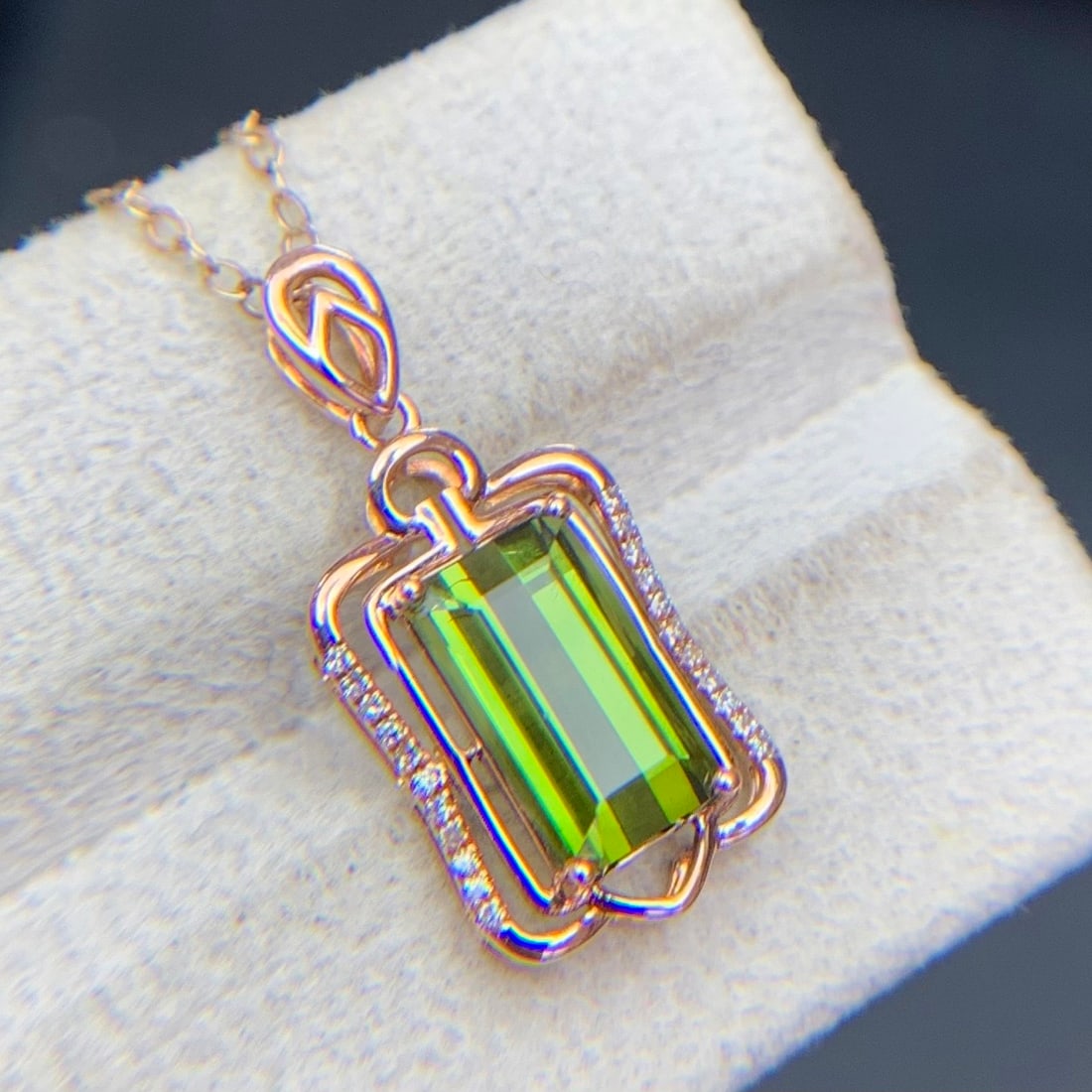 14k Gold 2.6 Ct Natural Tourmaline & Diamond Pendant( Without Chain ) - 5