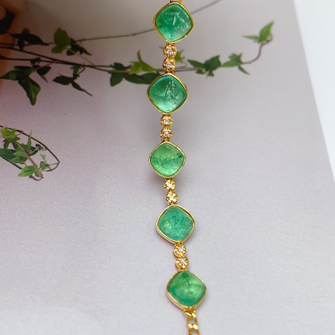 14k Gold 3.80 Ct Natural Emerald & Diamond Bracelet - 6