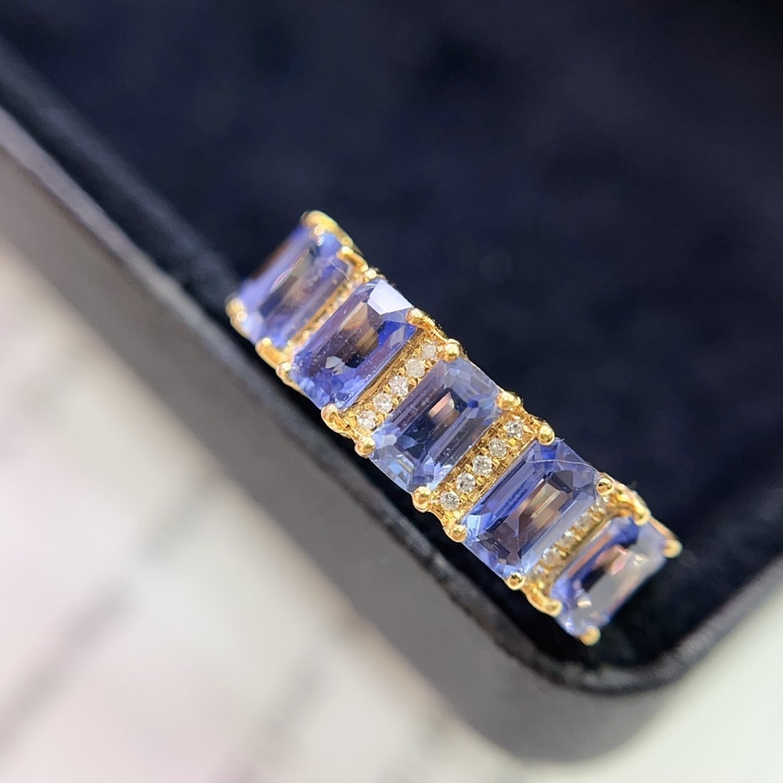 14k Gold 2.50 Ct Natural Sapphire & Diamond Ring - 4