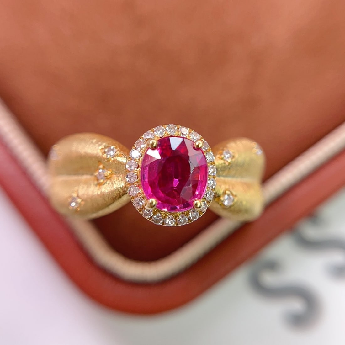 14k Gold 1.15 Ct Natural Ruby & Diamond Ring - 3
