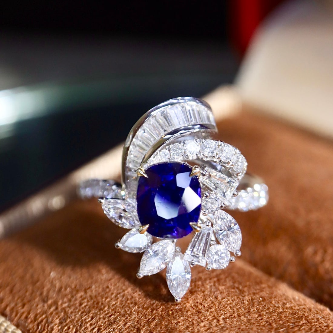 14k Gold 2.60 Ctw Natural Sapphire & Diamond Ring: Ref:231146122 // gold content:14k gold // ring size:7. 25us // // main gemstone:sapphire // shape:cushion // carat weight:1. 56ct // color:blue // treatment:natural // // adjacent gemstone 2 : diamond