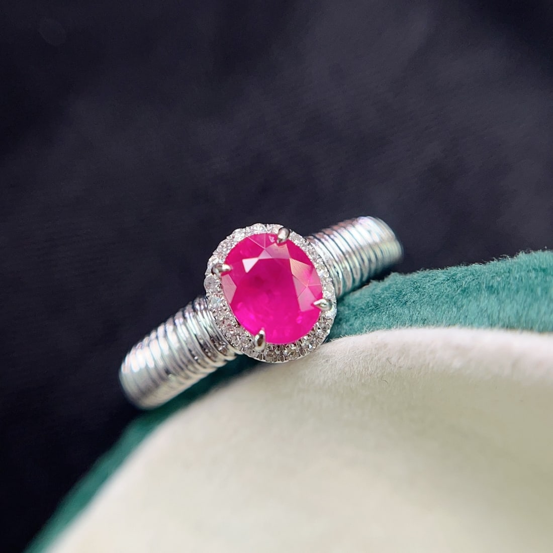 14k Gold 1.03 Ct Natural Ruby & Diamond Ring - 3