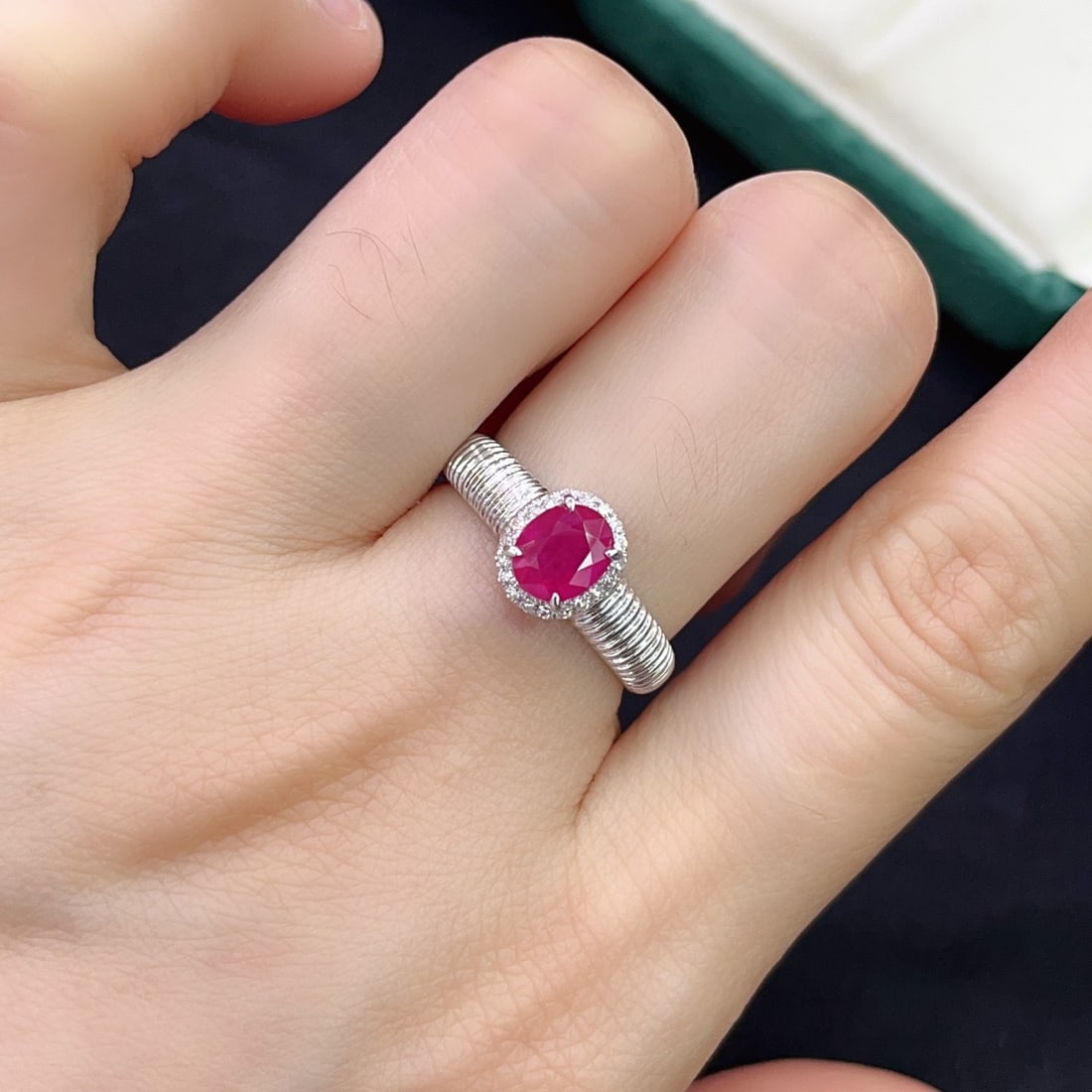 14k Gold 1.03 Ct Natural Ruby & Diamond Ring - 5