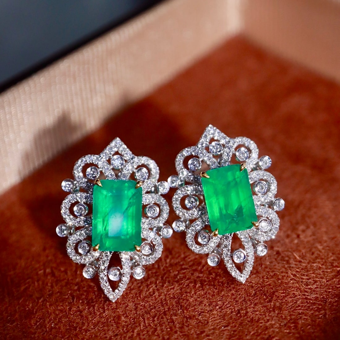 14k Gold 2.45 Ctw Natural Emerald & Diamond Earrings - 2