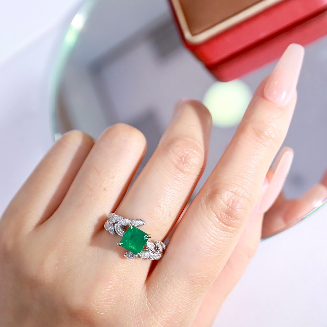 14k Gold 2.13 Ctw Natural Emerald & Diamond Ring - 8