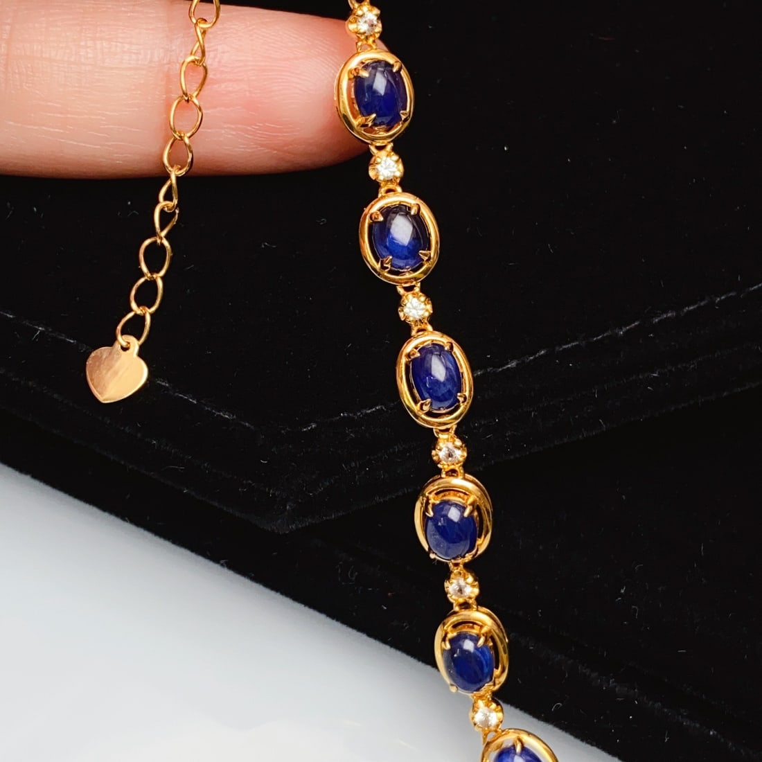 14k Gold 7.80 Ct Natural Sapphire & Sapphire Bracelet - 2