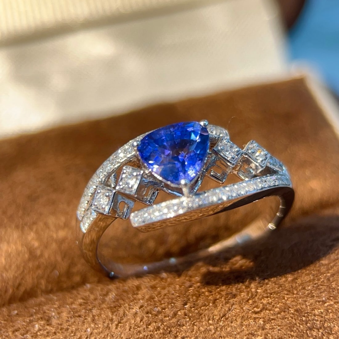 14k Gold 1.14 Ctw Natural Sapphire & Diamond Ring - 3