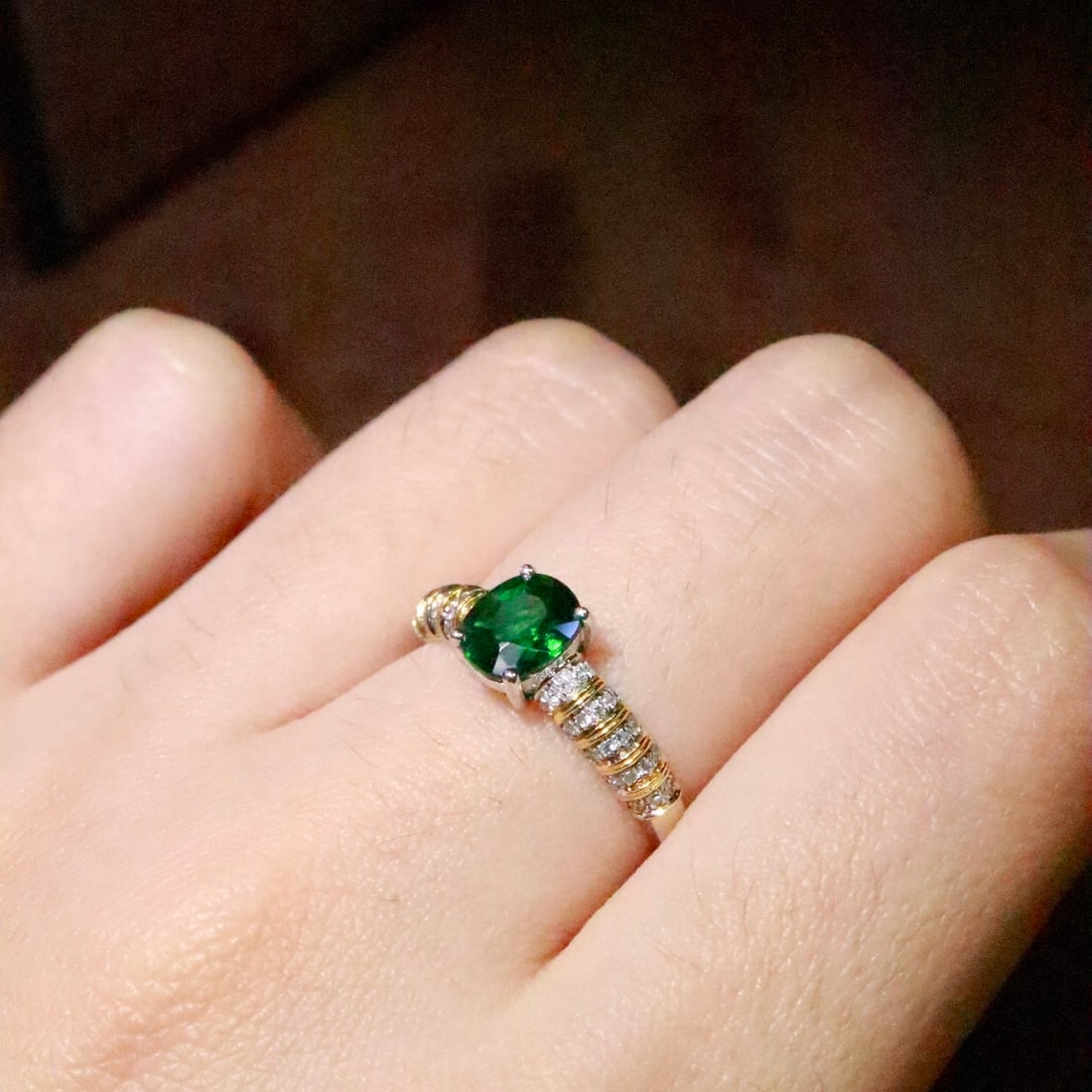 14k Gold 0.85 Ctw Vivid Green Natural Tsavorite & Diamond Ring - 5