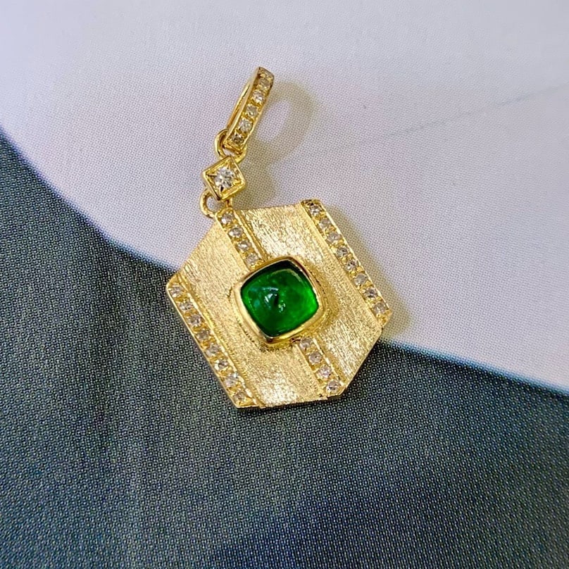 14k Gold 0.35 Ct Vivid Green Natural Emerald & Diamond Pendant( Without Chain ) - 3