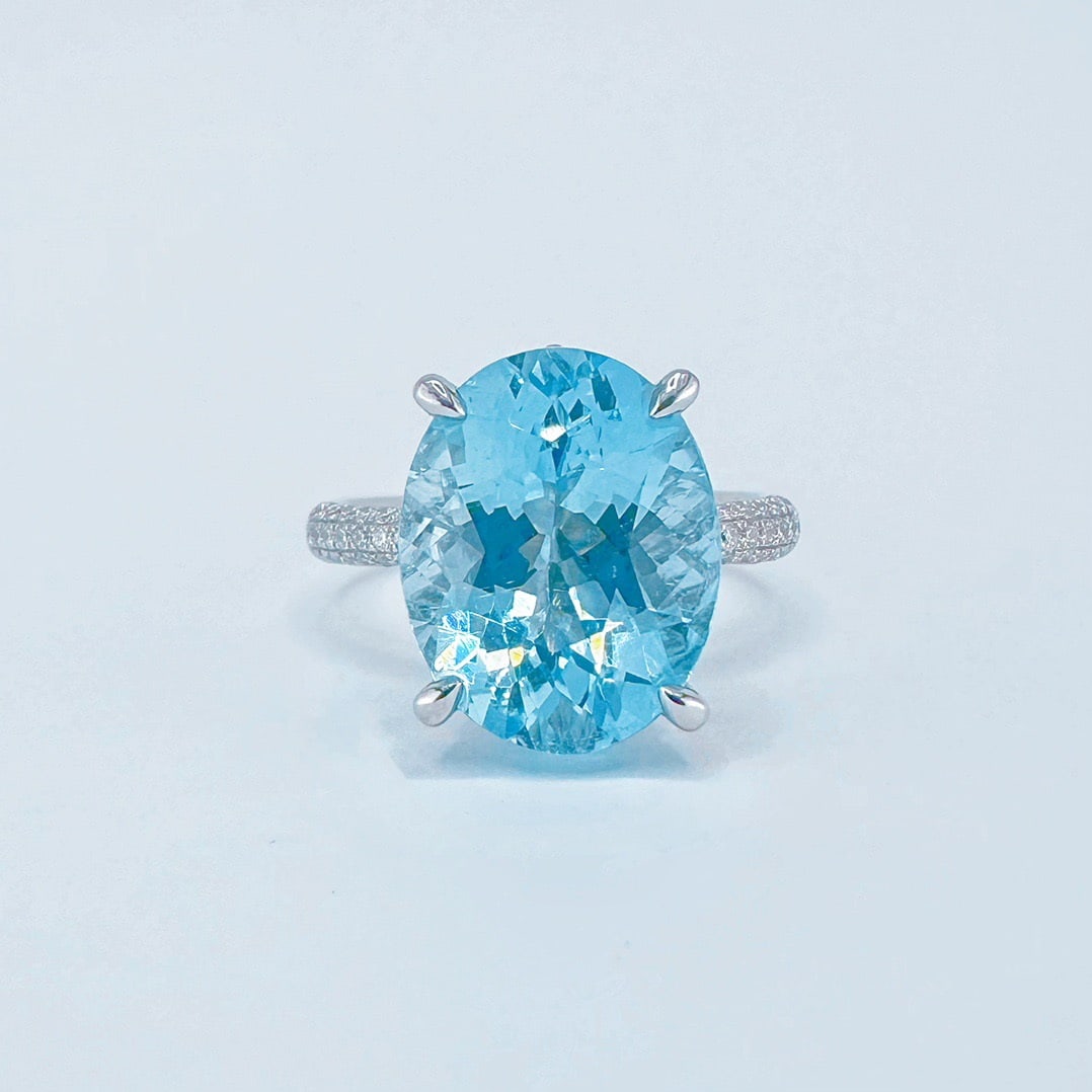 14k Gold 6.11 Ctw Natural Aquamarine & Diamond Ring (1 of 6)