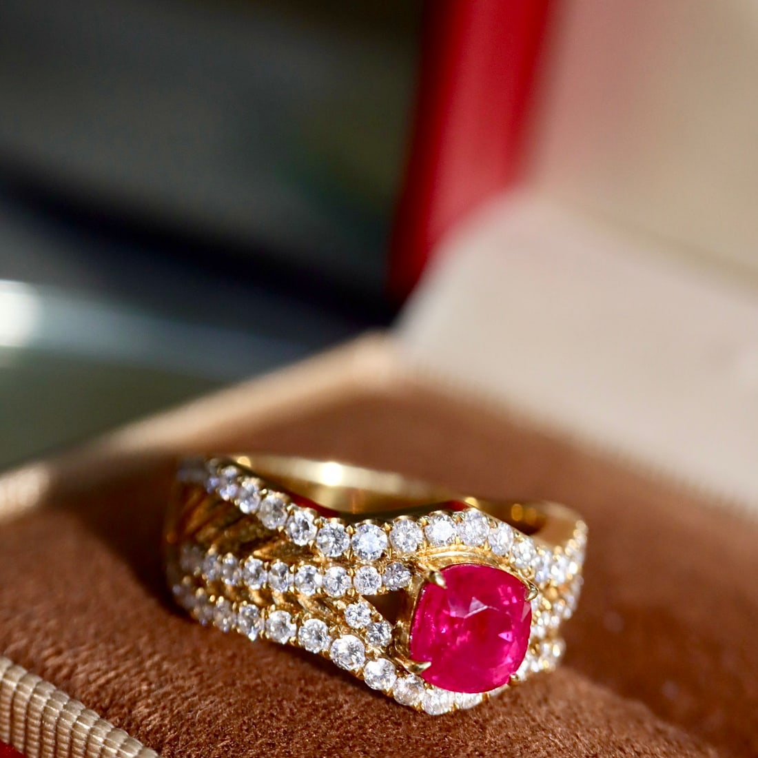 14k Gold 1.71 Ctw Natural Ruby & Diamond Ring - 2