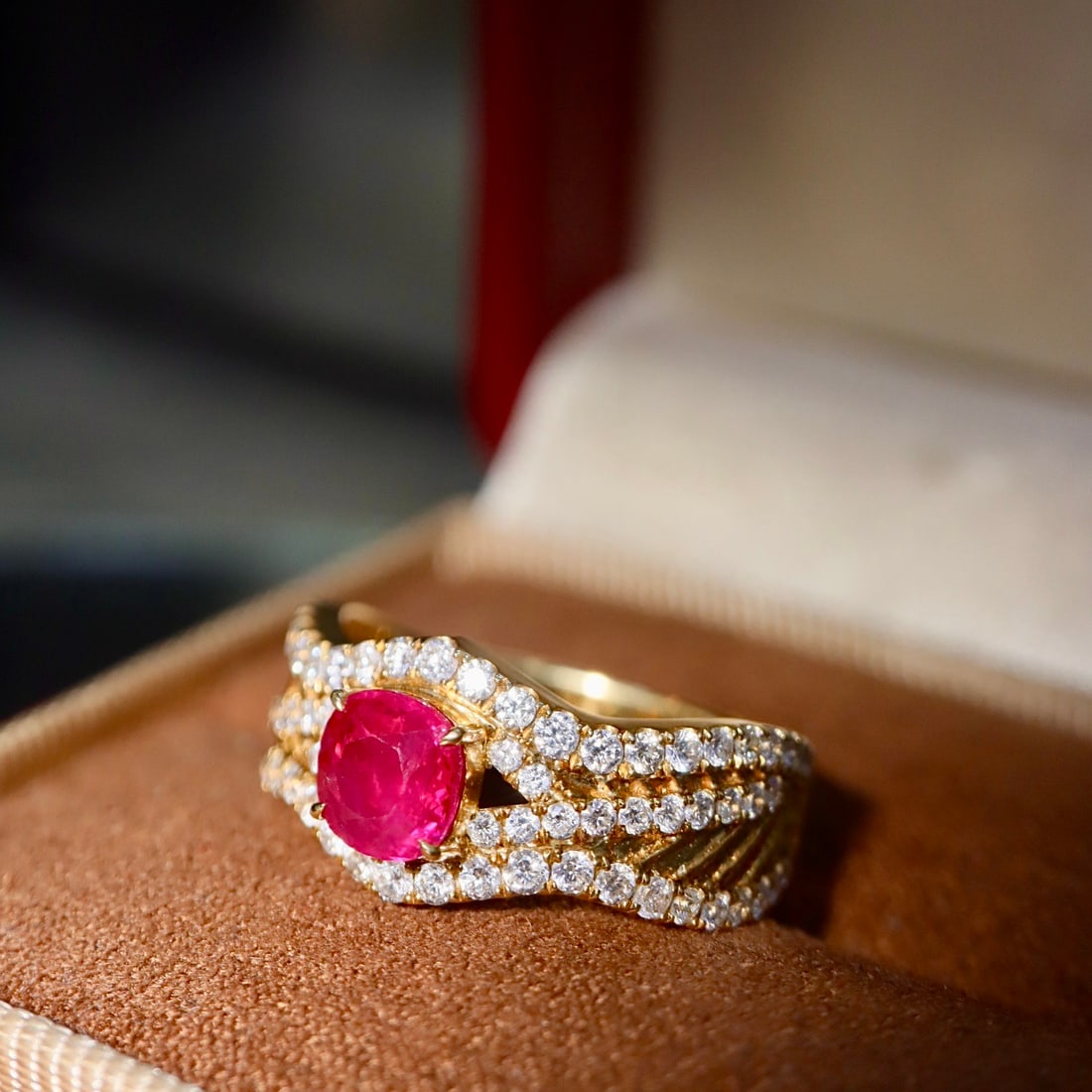 14k Gold 1.71 Ctw Natural Ruby & Diamond Ring - 3