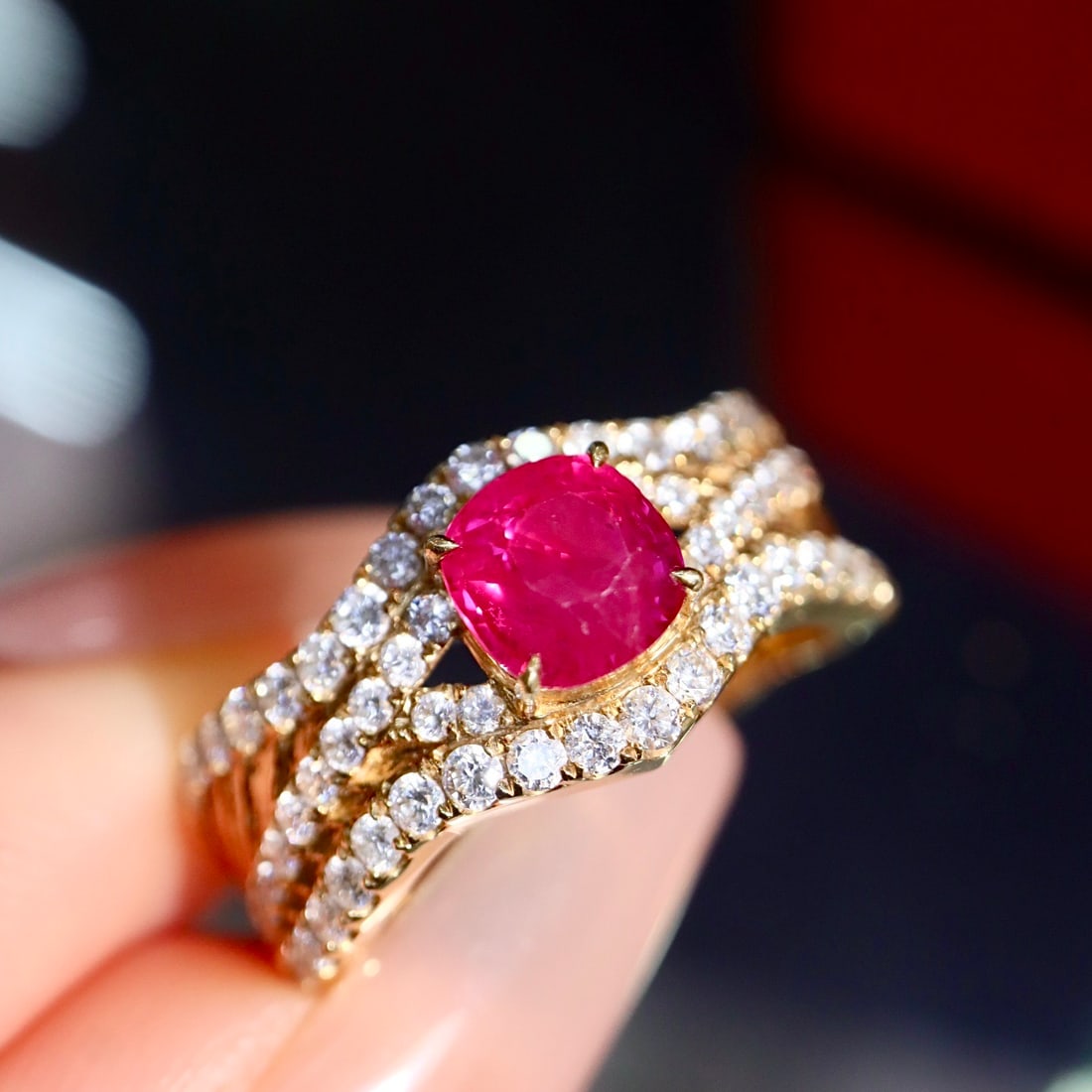 14k Gold 1.71 Ctw Natural Ruby & Diamond Ring - 8