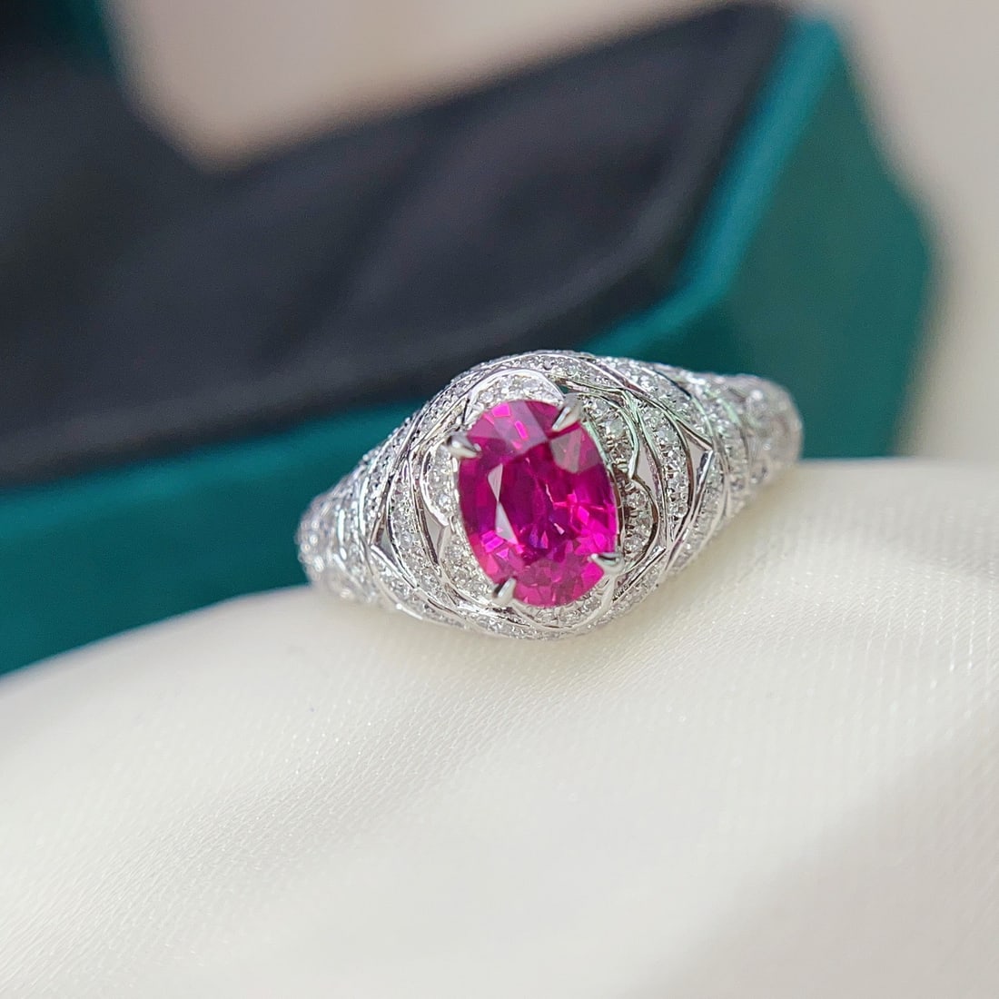14k Gold 1.10 Ct Natural Ruby & Ruby Ring - 3