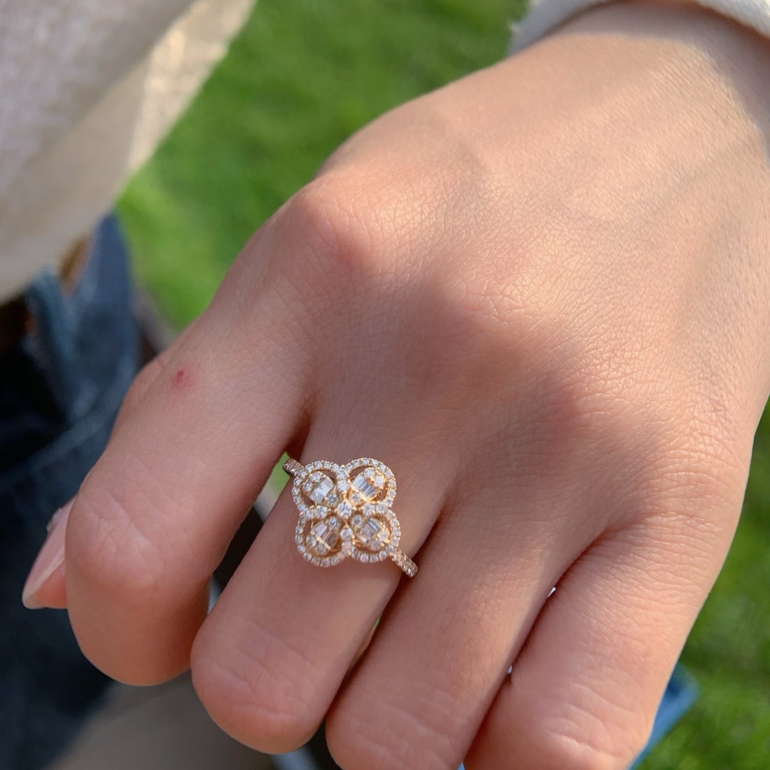 14k Gold 0.53 Ct Natural H Diamond Ring - 4