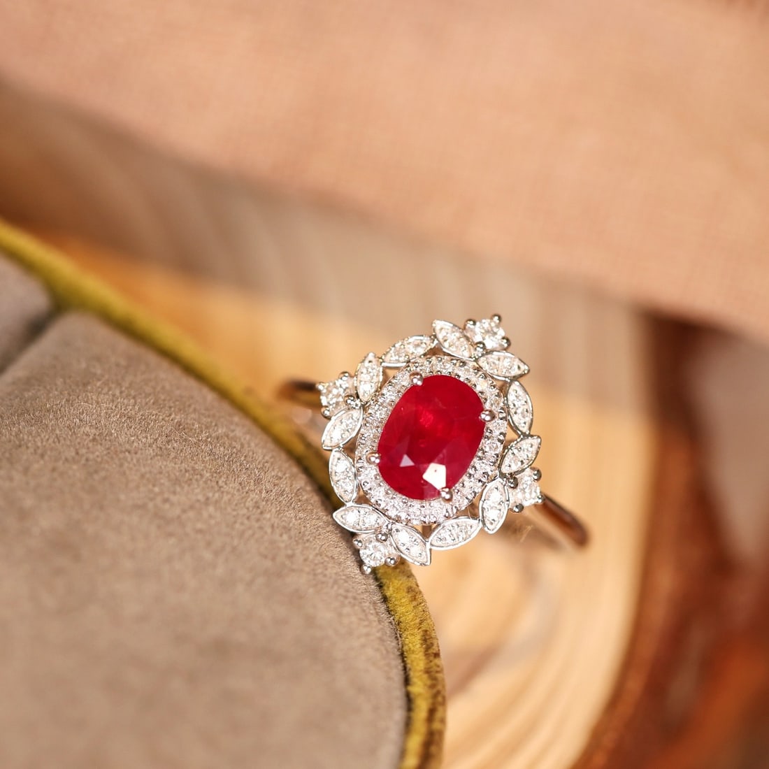 14k Gold 1.35 Ctw Natural Ruby & Diamond Ring - 4