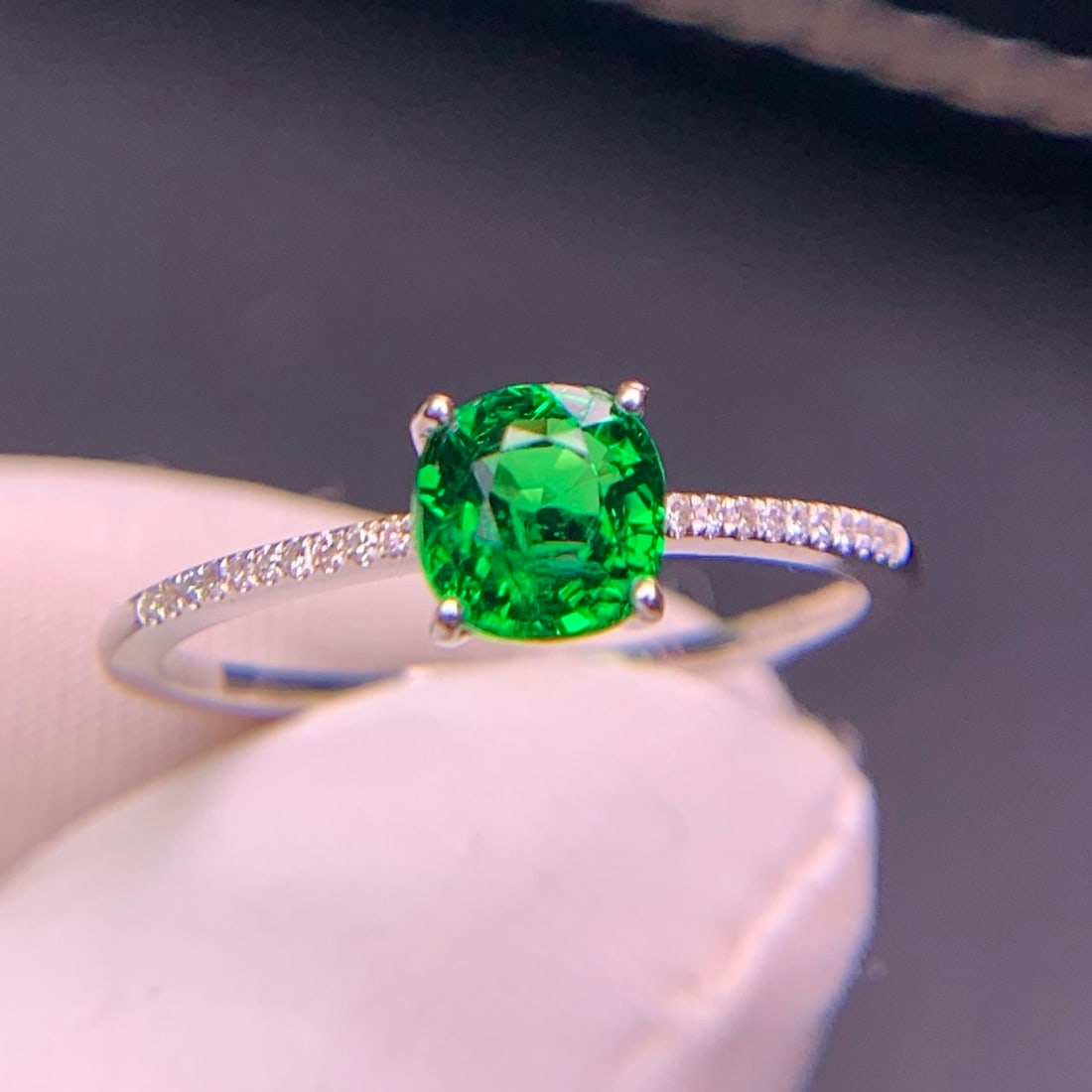 14k Gold 1.03 Ct Natural Tsavorite & Diamond Ring - 7