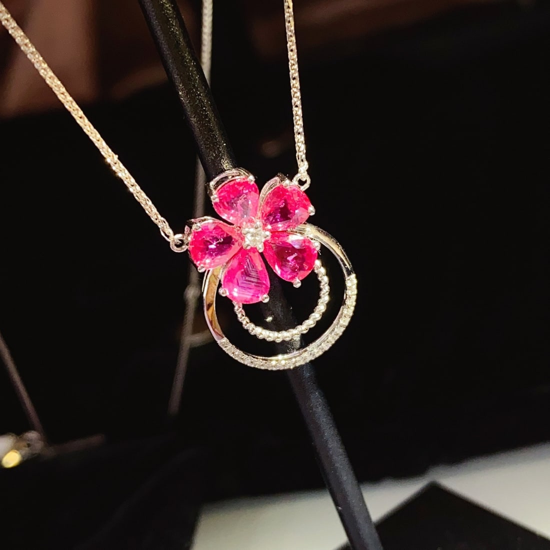 14k Gold 2.00 Ct Natural Ruby & Diamond Necklace - 2