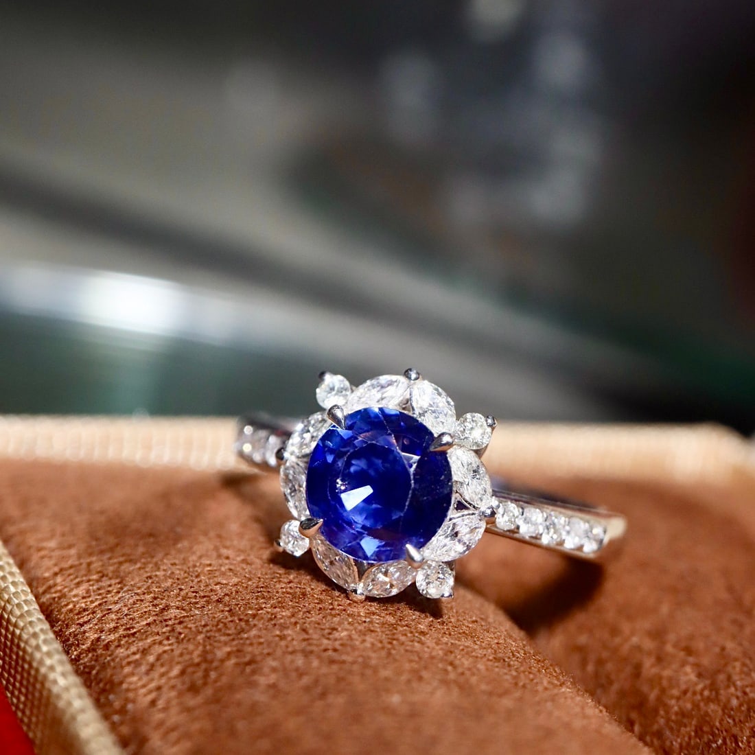 14k Gold 1.76 Ctw Natural Sapphire & Diamond Ring - 3