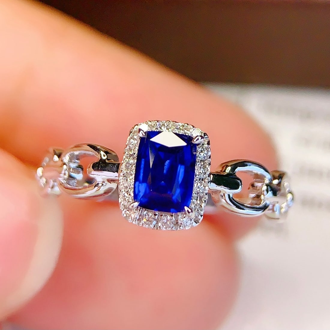 14k Gold 0.55 Ct Natural Sapphire & Diamond Ring: Ref:231146448 // gold content:14k gold // ring size:7. 25us // // main gemstone:sapphire // shape:cushion // carat weight:0. 55ct // color:blue // treatment:natural // // adjacent gemstone 2 :