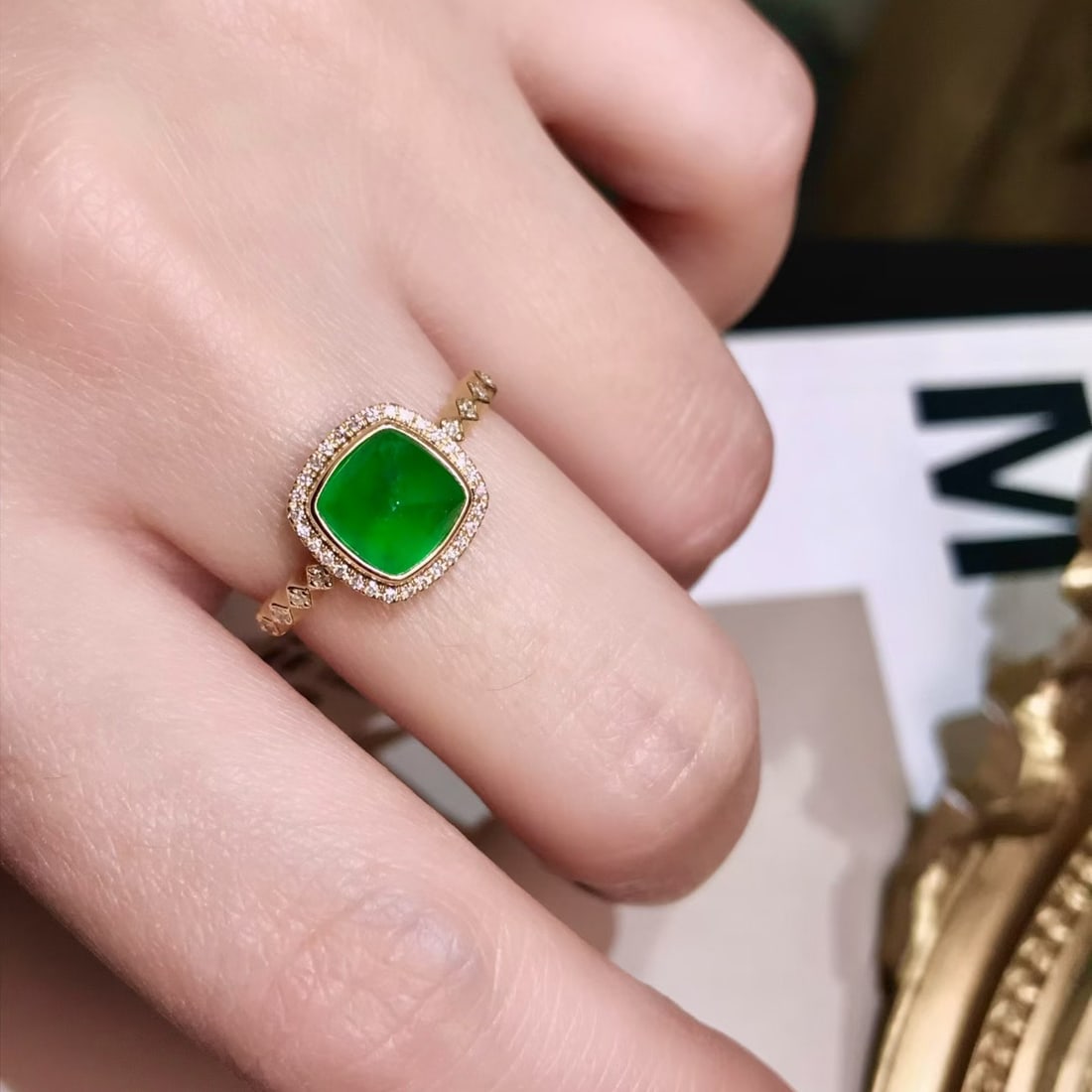 14k Gold 2 Ct Natural Emerald & Diamond Ring - 4