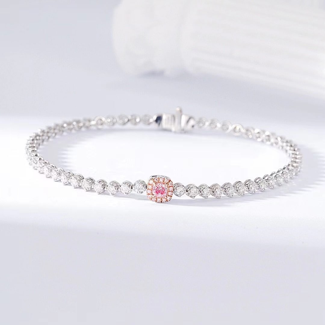14k Gold 1.61 Ctw Natural Pink Diamond & Diamond Bracelet: Ref:230973055 // gold content:14k gold // main gemstone:pink diamond // shape:cushion // carat weight:0. 15ct // color:pink // treatment:natural // // adjacent gemstone 2 : diamond // shape:round //